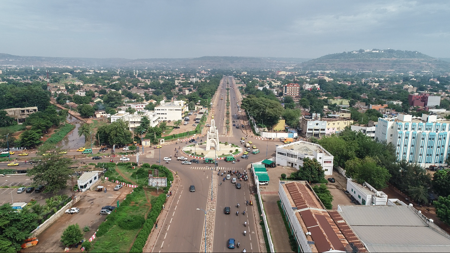 Independence Avenue, Mali